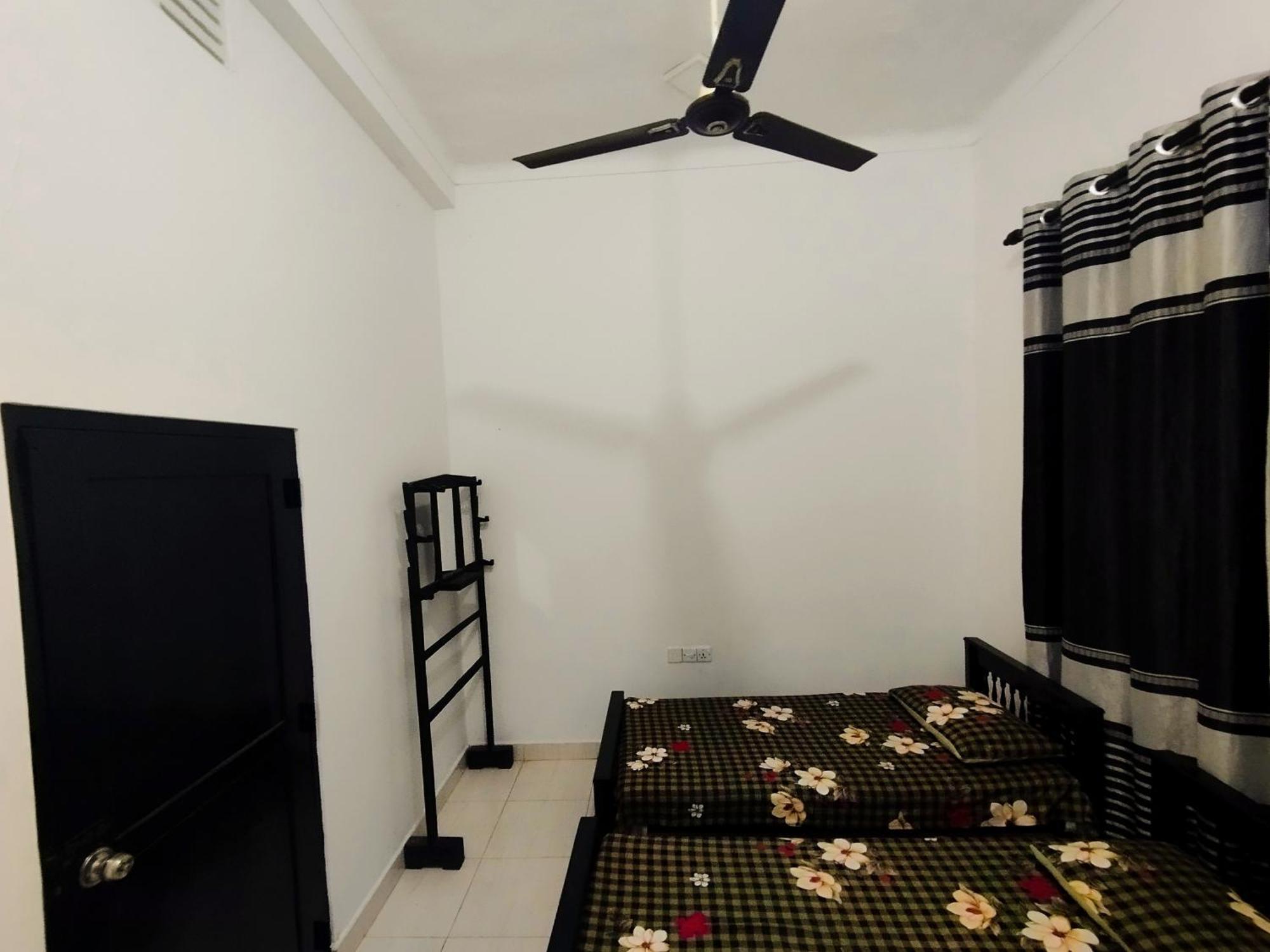 Hotel Rayyan Mahal Puttalam Zewnętrze zdjęcie
