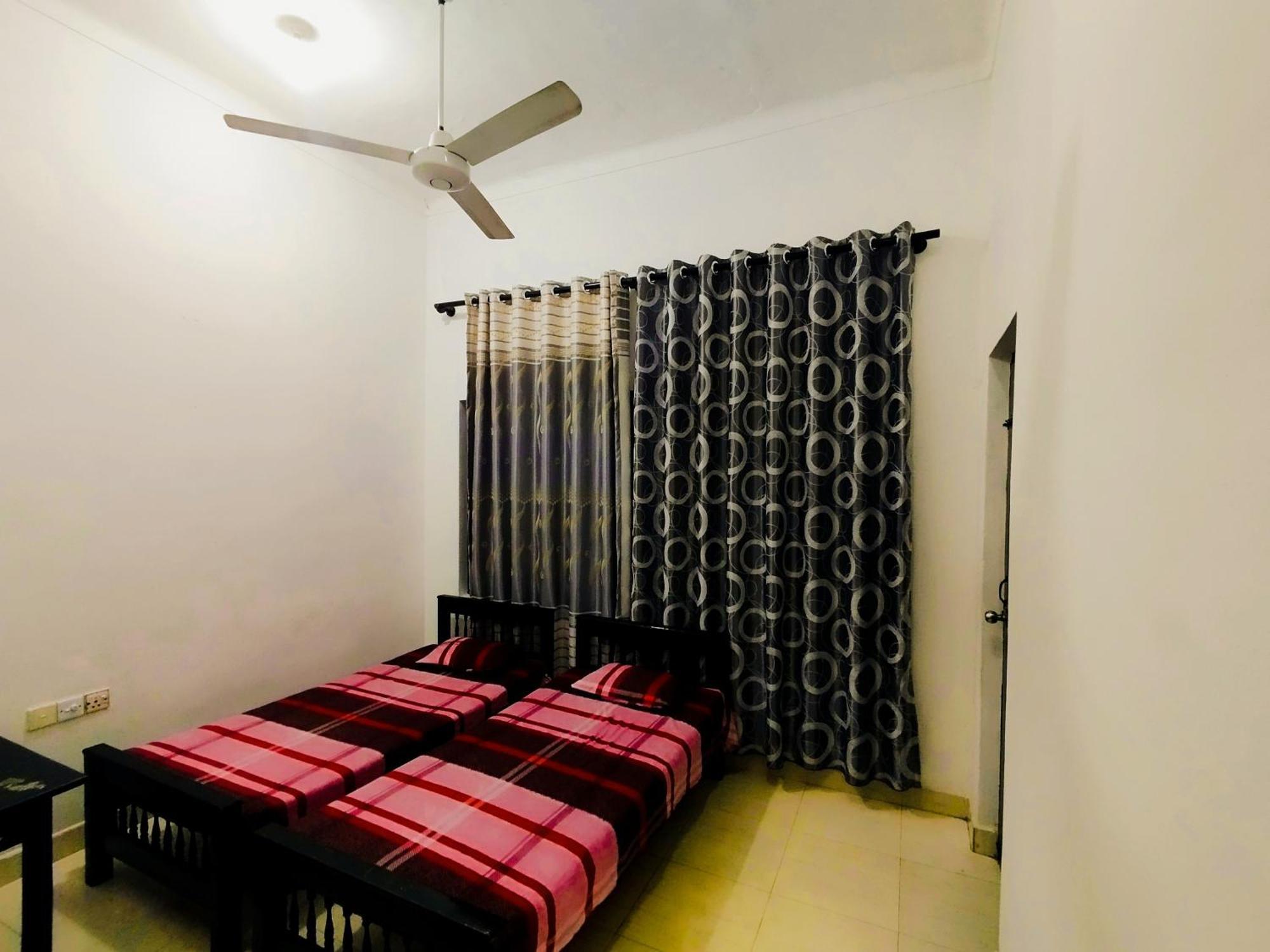 Hotel Rayyan Mahal Puttalam Zewnętrze zdjęcie